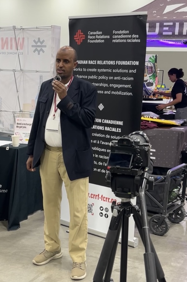 Kadar Ahmed, Finance Director